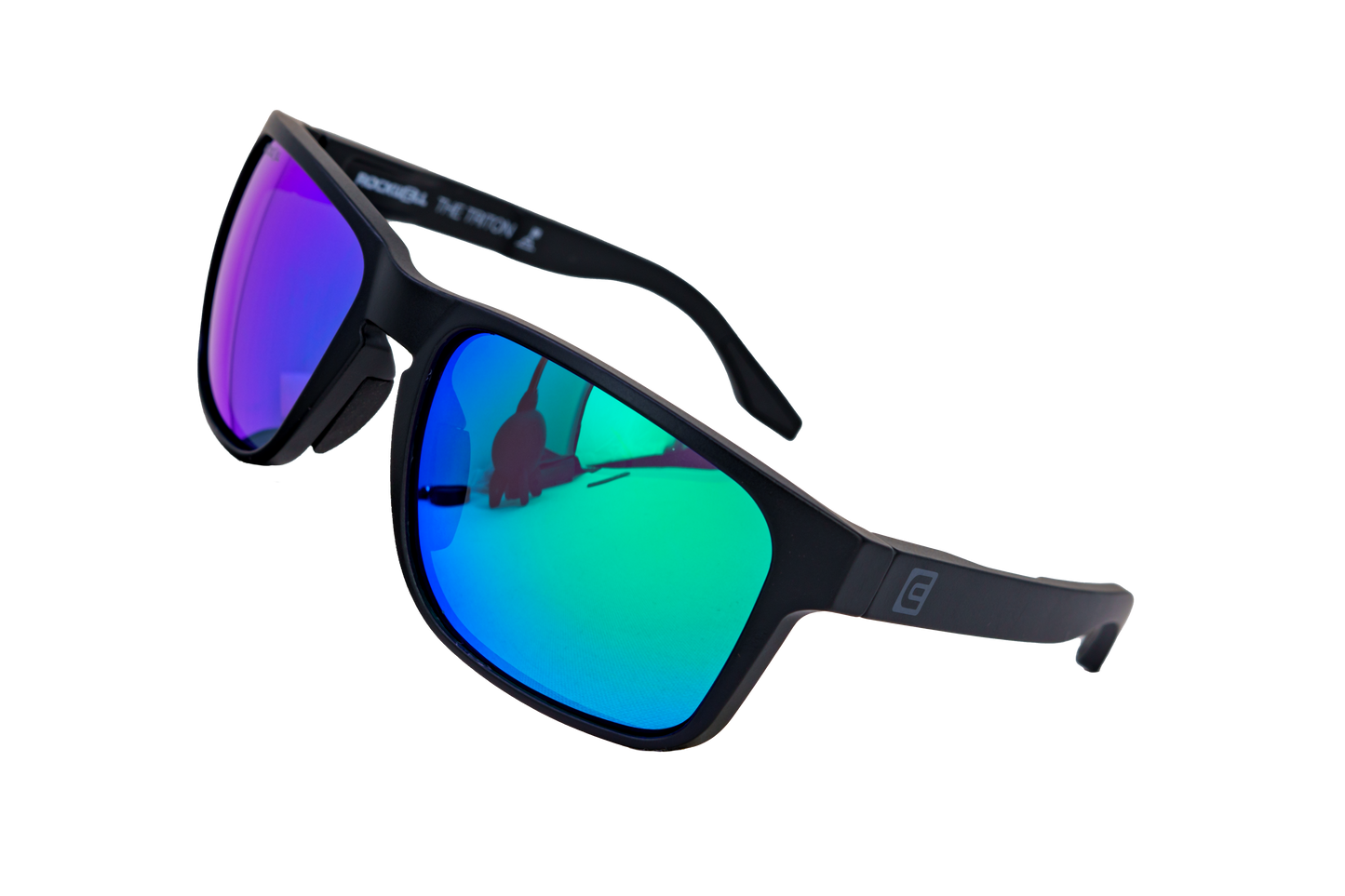 Triton (Black/Green)